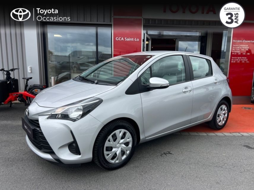 50000 : Hyundai Saint-Lô - GCA - TOYOTA Yaris - Yaris - gris clair - Traction - Essence
