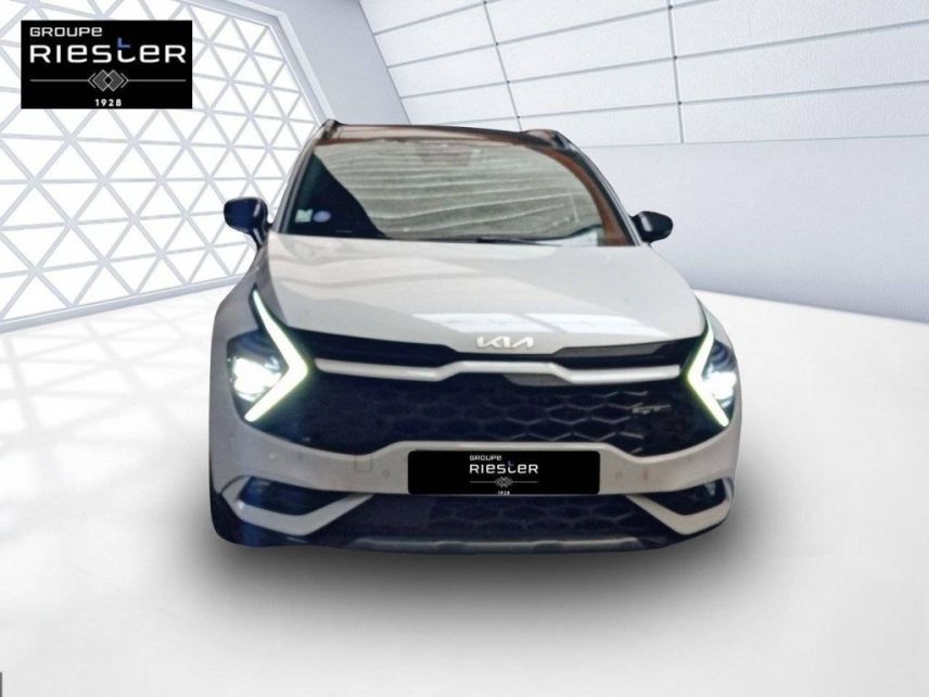 60740 : Hyundai Saint-Maximin - Protea by Riester - KIA SPORTAGE GT Line Premium - SPORTAGE V - Blanc - Boîte automatique - Essence / Courant électrique