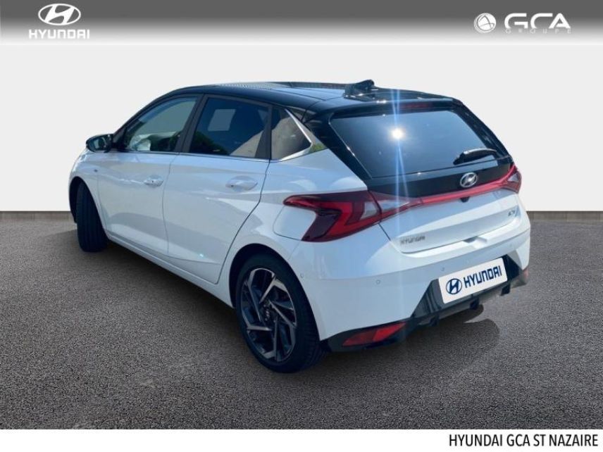 44600 : Hyundai Saint-Nazaire - Pacific Cars - HYUNDAI i20 - i20 - Polar White Métal/Toit/rétros Black - Traction - Essence/Micro-Hybride