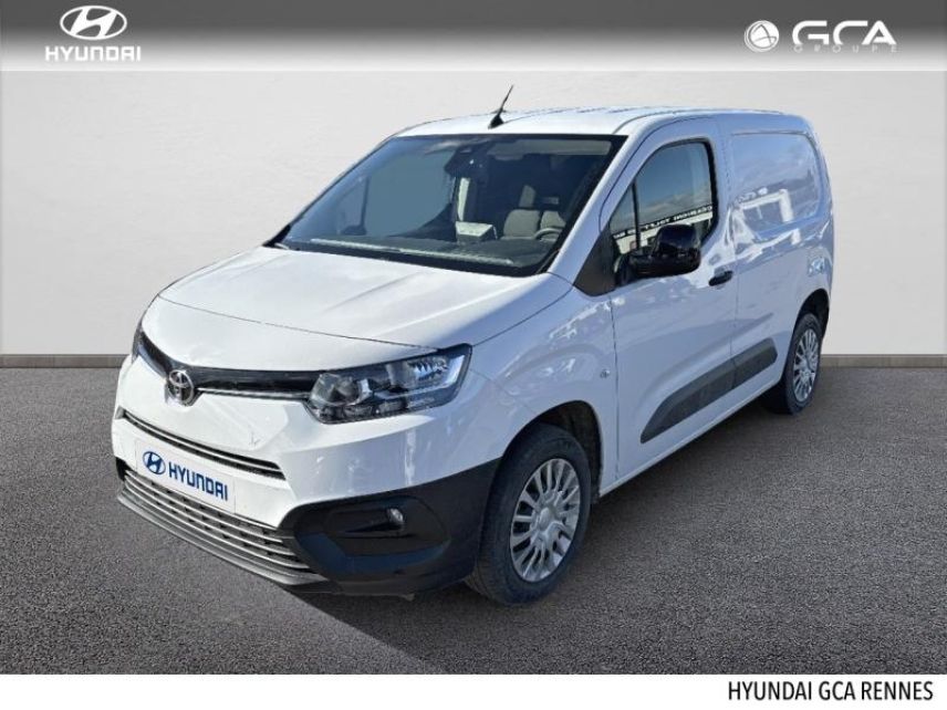 35510 : Hyundai Rennes - GCA - TOYOTA PROACE CITY - PROACE CITY - Blanc Banquise - Traction - Diesel