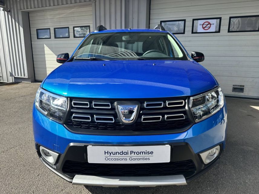 21300 : Hyundai Dijon - Privilège Automobiles - DACIA SANDERO Stepway - SANDERO II - Bleu - Boîte manuelle - Essence sans plomb