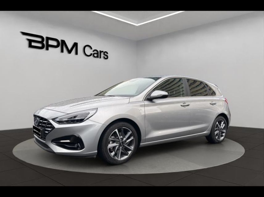 92250 : Hyundai La Garenne-Colombes - BPM Cars - HYUNDAI i30 - i30 - Shimmering Silver Métal - Traction - Essence/Micro-Hybride