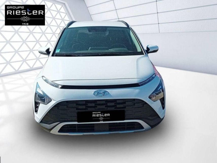 77600 : Hyundai Bussy-Saint-Georges - Protea by Riester - HYUNDAI BAYON Intuitive - BAYON - BLANC - Automate sequentiel - Essence sans plomb