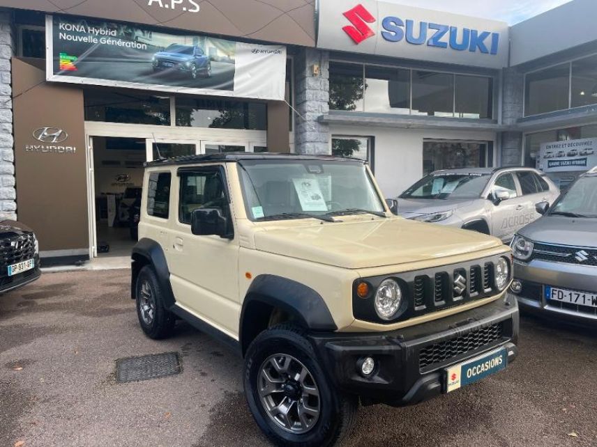 89100 : Hyundai Sens - APS - SUZUKI Jimny - Jimny - BEIGE - Intégrale - Essence