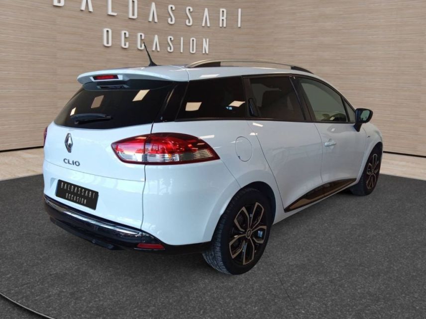 83130 : Hyundai Toulon - Autodif SAS - Groupe BALDASSARI - RENAULT CLIO IV ESTATE Limited - CLIO IV - BLANC - Boîte manuelle - Essence sans plomb