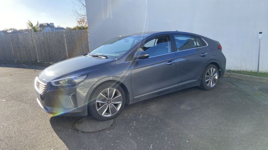 49300 : Hyundai Cholet - Océane Auto - HYUNDAI IONIQ Creative - IONIQ - Noir - Automate sequentiel - Essence / Courant électrique
