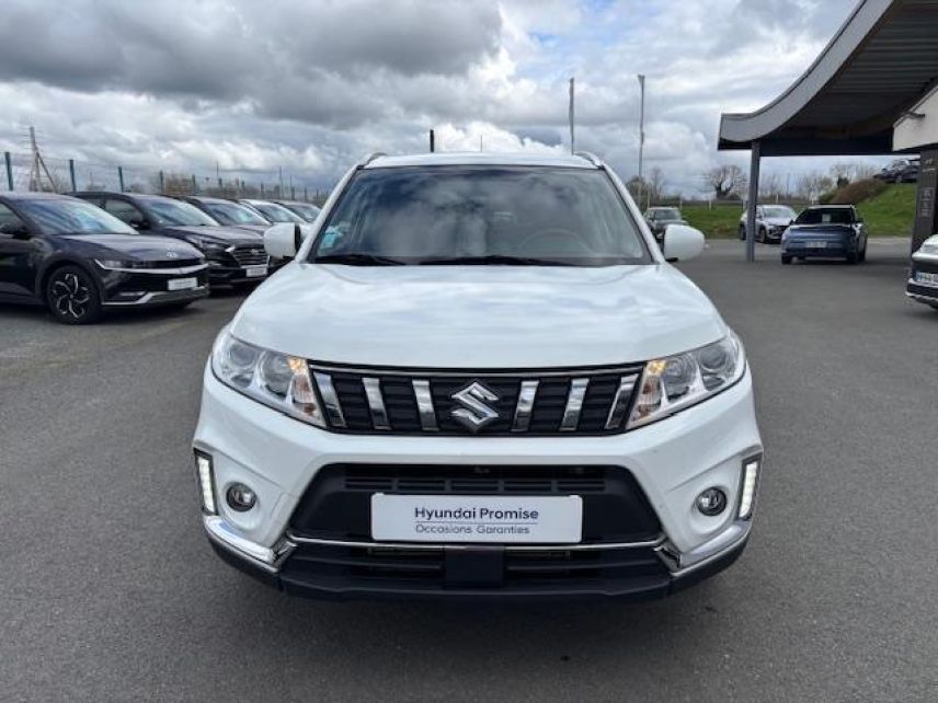 49300 : Hyundai Cholet - Océane Auto - SUZUKI VITARA Privilège - VITARA IV - Blanc - Boîte manuelle - Essence sans plomb