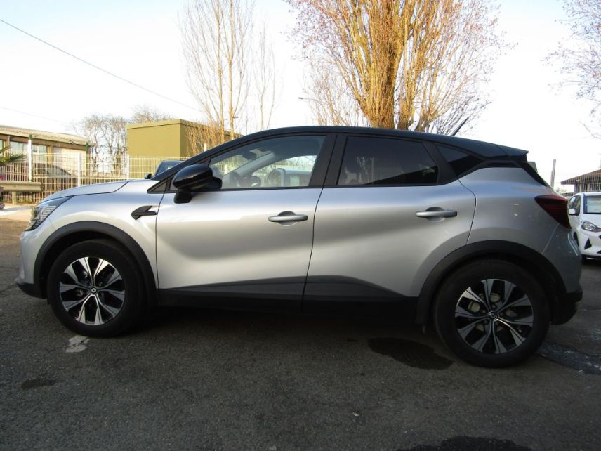 91100 : Hyundai Corbeil-Essonnes - CAP Fournier - RENAULT CAPTUR Evolution - CAPTUR II - Gris - Boîte hybride multimode - Essence / Courant électrique