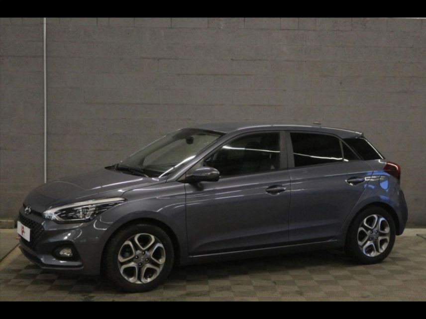 75013 : Hyundai Paris 13 - Bayard Automobiles - HYUNDAI i20 - i20 - Gris - Traction - Essence