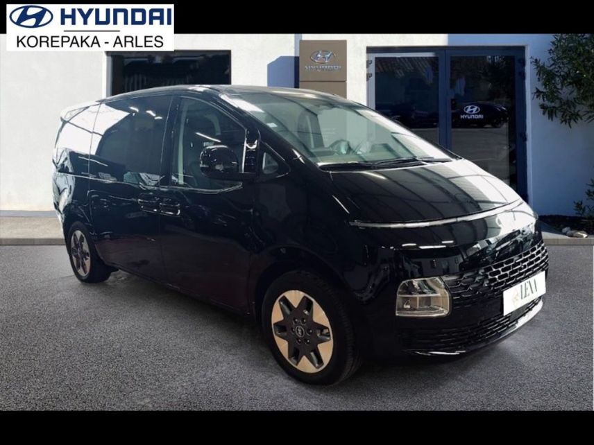 13200 : HYUNDAI Arles - Lexa Automobile - HYUNDAI STARIA Executive - STARIA - Noir - Boîte automatique - Essence / Courant électrique
