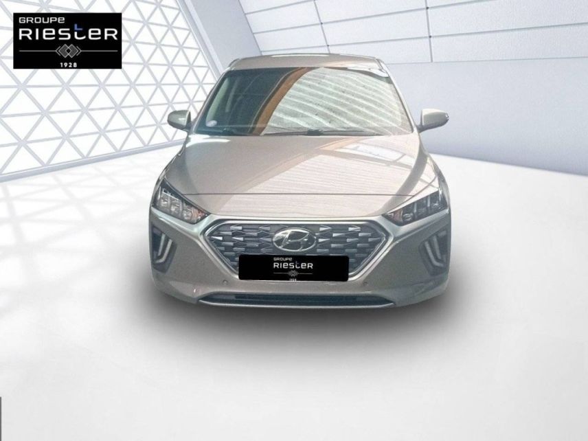 60740 : Hyundai Saint-Maximin - Protea by Riester - HYUNDAI IONIQ Executive - IONIQ - Gris - Automate sequentiel - Essence / Courant électrique