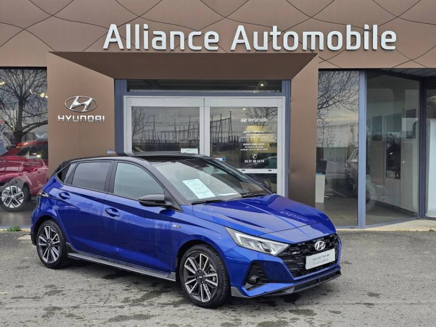 28600 : Hyundai Chartres - Alliance Automobile - HYUNDAI i20 - i20 - Intense Blue Métal/Toit/rétro Black - Traction - Essence/Micro-Hybride
