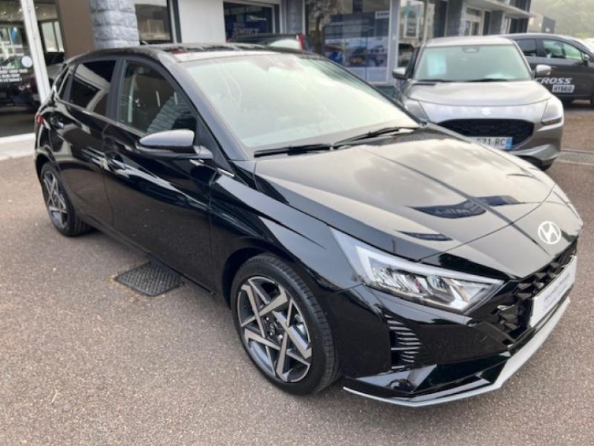 89100 : Hyundai Sens - APS - HYUNDAI i20 - i20 - Phantom Black Métal - Traction - Essence