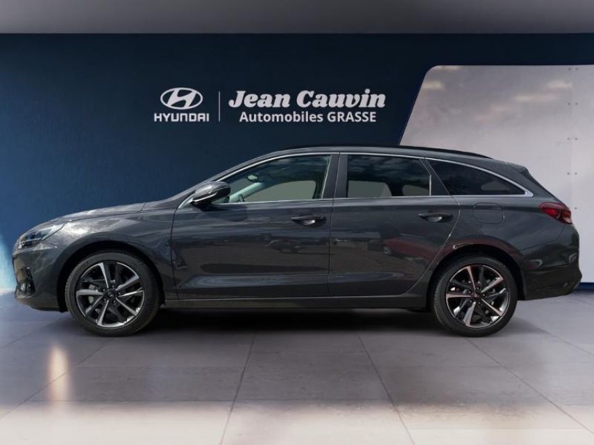 06130 : Hyundai Grasse - Garage Jean Cauvin - HYUNDAI i30 SW - i30 SW - ECOTRONIC GRAY - Traction - Essence