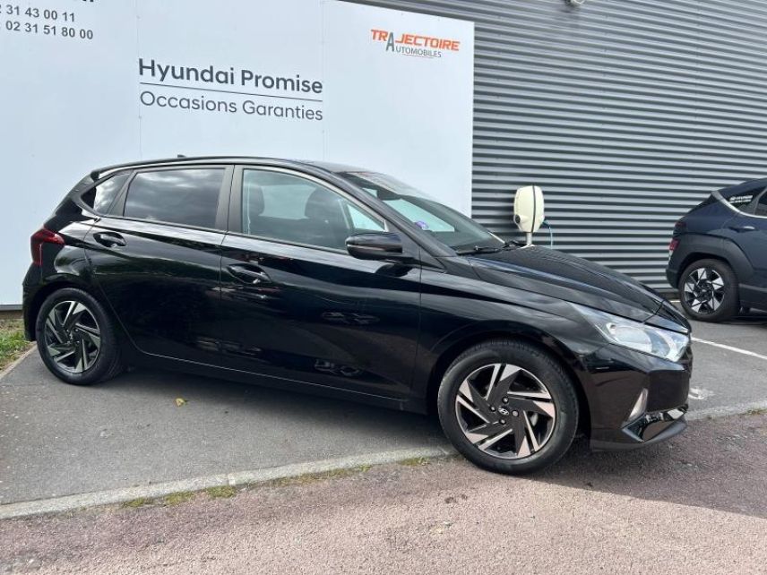 14100 : Hyundai Lisieux - Trajectoire Automobiles - HYUNDAI i20 - i20 - Phantom Black Métal - Traction - Essence