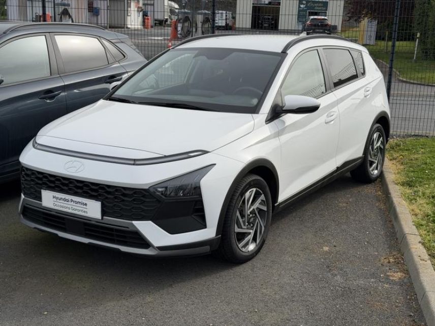 14100 : Hyundai Lisieux - Trajectoire Automobiles - HYUNDAI Bayon - Bayon - Atlas White - Traction - Essence