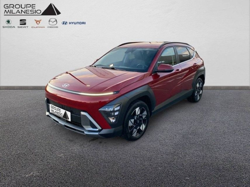 13300 : Hyundai Salon de Provence - Cap Milanesio - HYUNDAI KONA Creative - KONA (02/2023) - ULTIMATE RED - Automate sequentiel - Essence / Courant électrique
