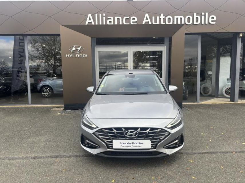 28600 : Hyundai Chartres - Alliance Automobile - HYUNDAI i30 - i30 - Shimmering Silver Métal - Traction - Diesel
