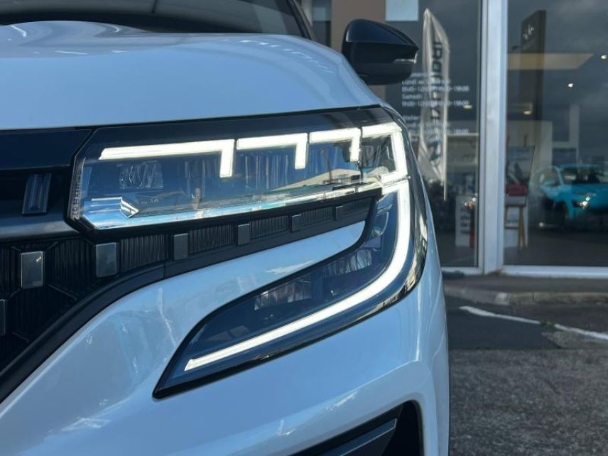 72100 : Hyundai Le Mans - GCA LE MANS - RENAULT Austral - Austral - Blanc Nacré brillant - Traction - Hybride : Essence/Electrique