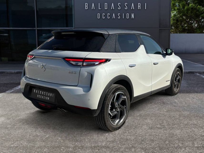 83130 : Hyundai Toulon - Autodif SAS - Groupe BALDASSARI - DS DS 3 CROSSBACK Toits de Paris - DS 3 - Blanc - Boîte automatique - Essence sans plomb