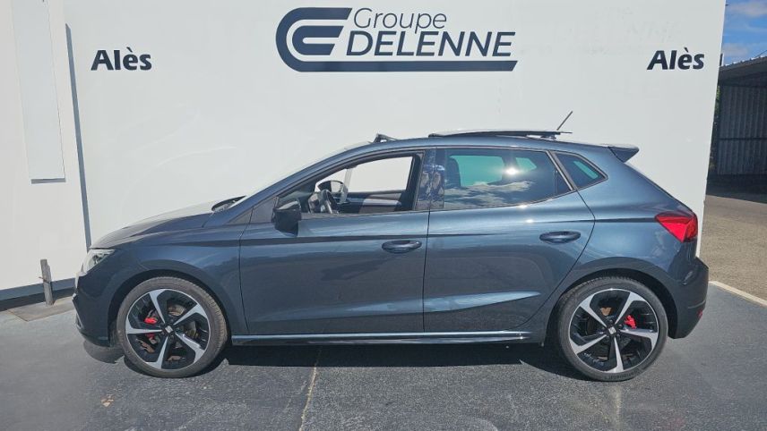 30100 : Hyundai Alès - Auto Hall - SEAT IBIZA FR - IBIZA V - Gris - Automate sequentiel - Essence sans plomb