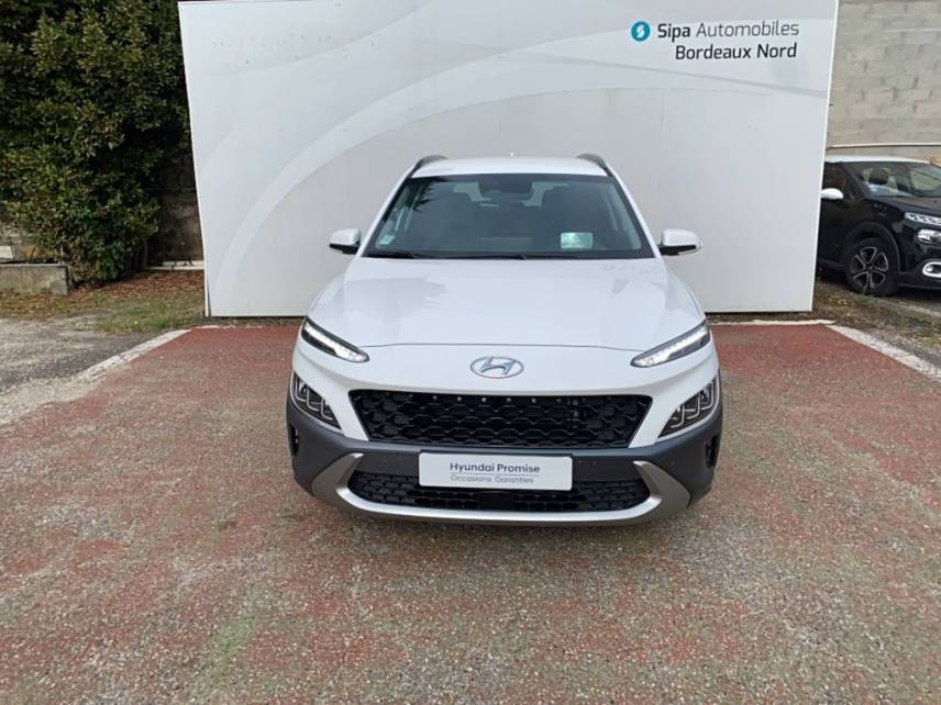 33110 : Hyundai Bordeaux Nord Le Bouscat - Sipa Automobiles - HYUNDAI KONA HYBRID Executive - KONA - BLANC - Automate sequentiel - Essence / Courant électrique