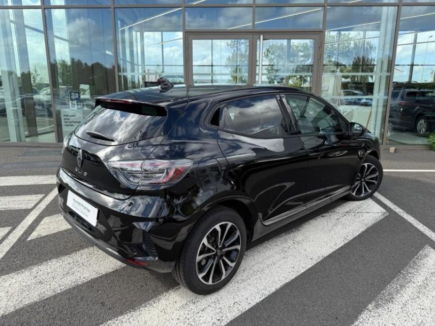 37540 : Hyundai Tours - EOS des Nations - RENAULT Clio - Clio - Noir Etoile - Traction - Essence