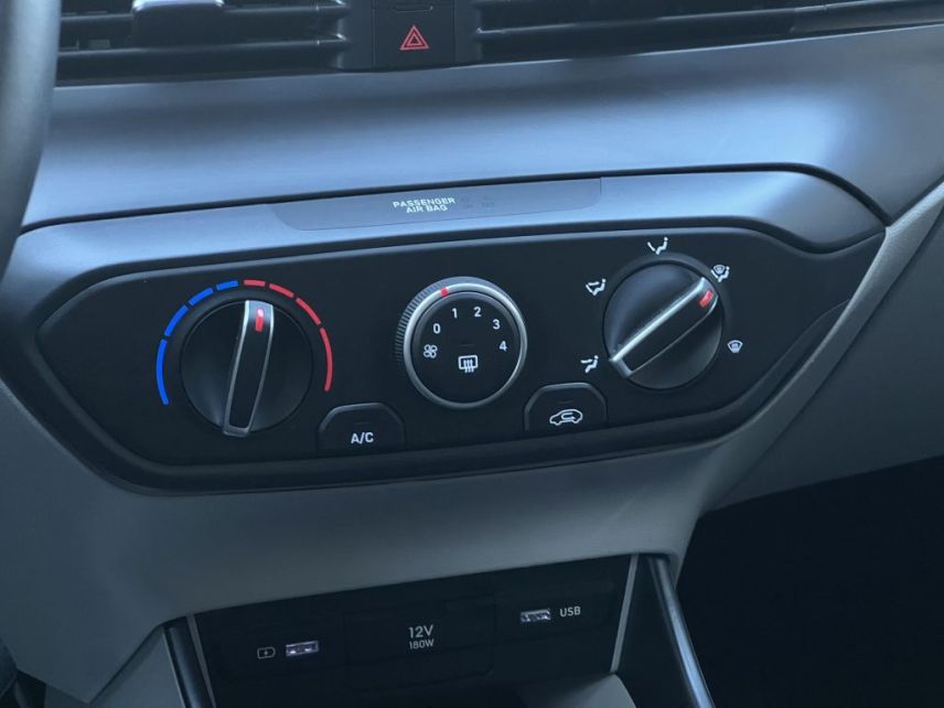 77240 : Hyundai Melun - CAP FOURNIER - HYUNDAI i20 Intuitive - i20 III - Gris - Boîte manuelle - Essence sans plomb