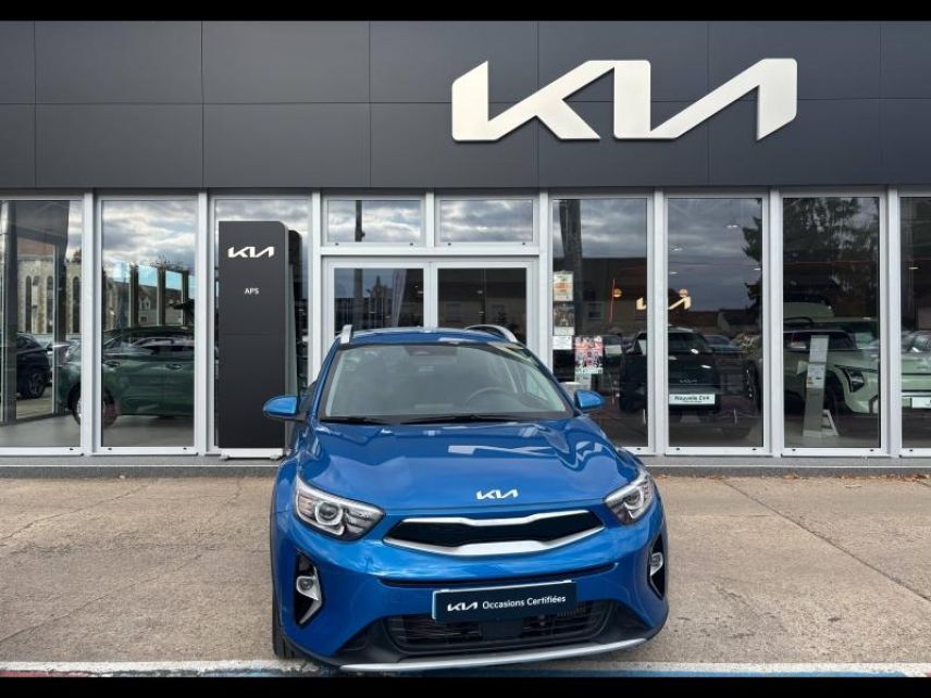 89100 : Hyundai Sens - APS - KIA Stonic - Stonic - Bleu Azur métallisé - Traction - Essence