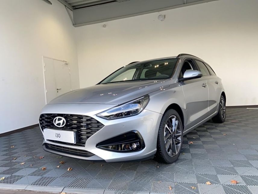 85000 : Hyundai La Roche-sur-Yon - Océane Auto - HYUNDAI i30 SW Creative - i30 III - Gris - Boîte séquentielle - Essence sans plomb