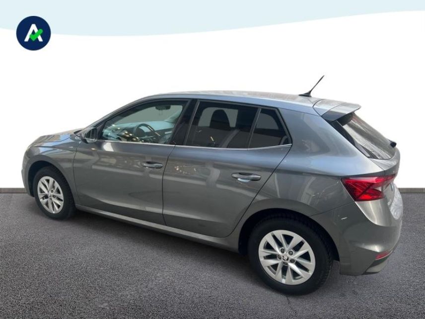 75013 : Hyundai Paris 13 - BPM Cars - SKODA Fabia - Fabia - Bleu - Traction - Essence