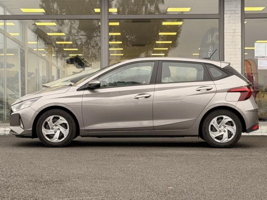 57200 : Hyundai Sarreguemines - Theobald Automobiles - HYUNDAI i20 - i20 - Elemental Brass Métal - Traction - Essence