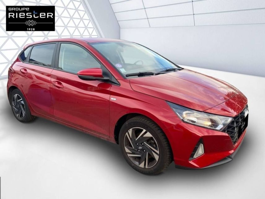 02200 : Hyundai Soissons - Protea by Riester - HYUNDAI i20 Intuitive - i20 III - DRAGON RED - Boîte manuelle - Essence sans plomb