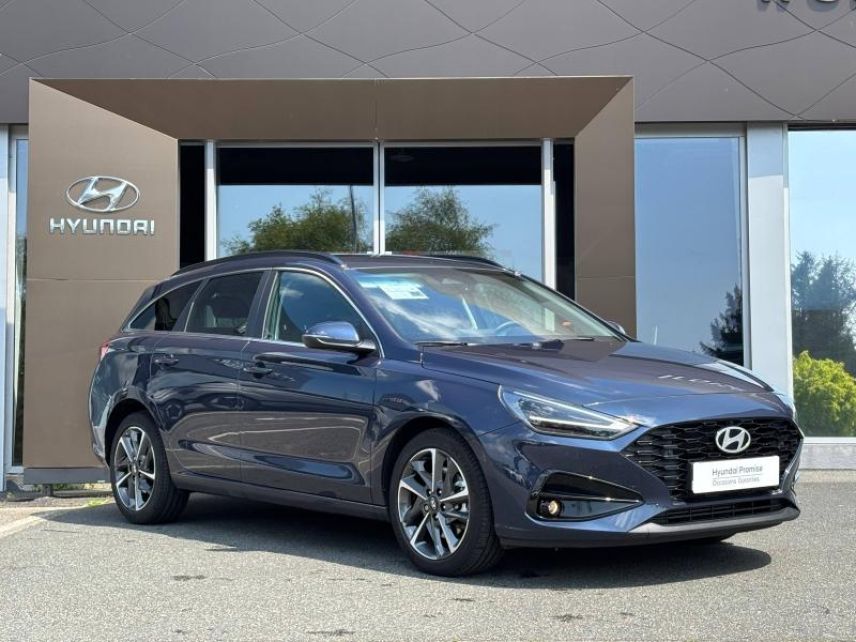 29000 : Hyundai Quimper - Iroise Automobiles - HYUNDAI i30 SW - i30 SW - Sailing Blue métal - Traction - Essence
