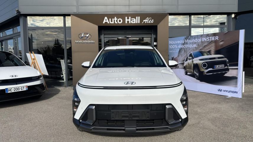 30100 : Hyundai Alès - Auto Hall - HYUNDAI KONA Creative - KONA II - ATLAS WHITE - Automate sequentiel - Essence / Courant électrique