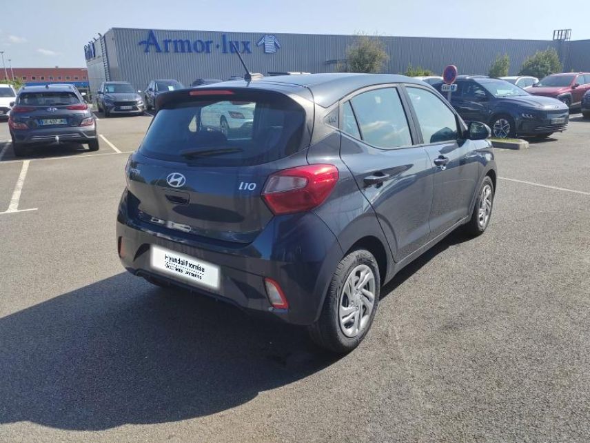 56000 : Hyundai Vannes - Park Lann Automobiles - HYUNDAI i10 - i10 - Aurora Grey Métal - Traction - Essence
