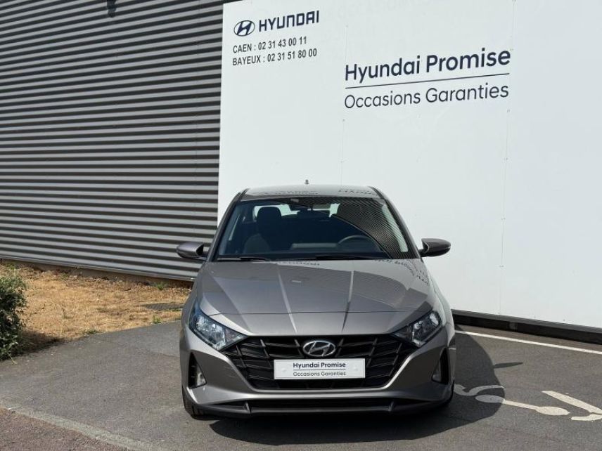 14100 : Hyundai Lisieux - Trajectoire Automobiles - HYUNDAI i20 - i20 - Gris - Traction - Essence
