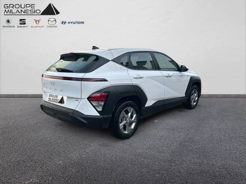 13290 : Hyundai Aix en Provence - Cap Milanesio - HYUNDAI KONA Intuitive - KONA (02/2023) - Blanc - Automate sequentiel - Essence / Courant électrique