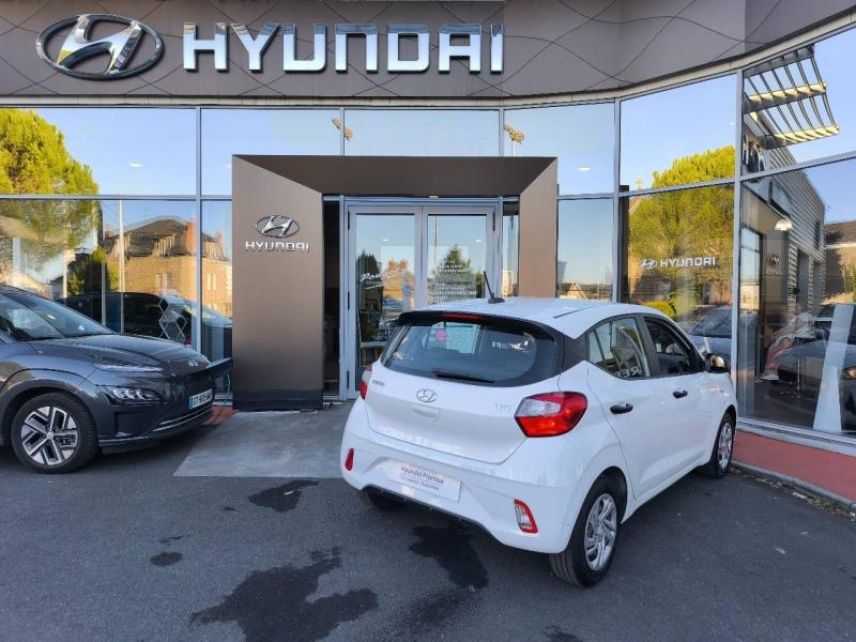 19100 : Hyundai Brive-la-Gaillarde - Garage Pouget - HYUNDAI i10 - i10 - Polar White - Traction - Essence