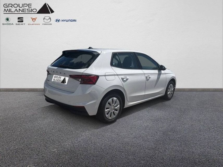 13300 : Hyundai Salon de Provence - Cap Milanesio - SKODA FABIA Active - FABIA IV - Blanc - Boîte manuelle - Essence sans plomb