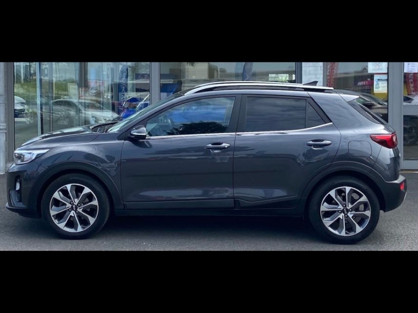 57200 : Hyundai Sarreguemines - Theobald Automobiles - KIA Stonic - Stonic - Gris Ardoise - Traction - Essence