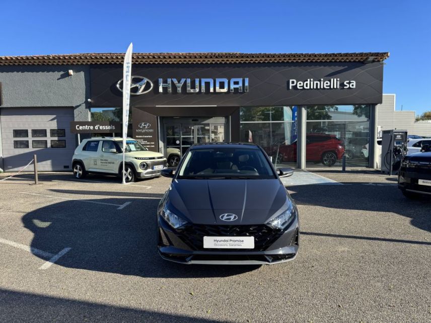 84120 : Hyundai PERTUIS - SA PEDINIELLI - HYUNDAI i20 Intuitive - i20 III - AURORA GREY - Boîte manuelle - Essence sans plomb