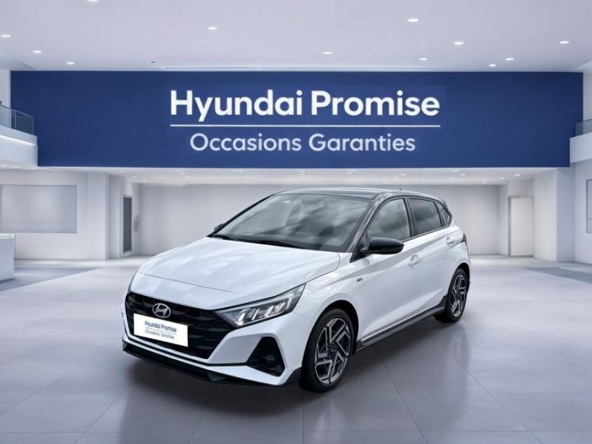 29200 : Hyundai Brest - Iroise Automobiles - HYUNDAI i20 - i20 - Atlas White/Toit+rétros Black - Traction - Essence