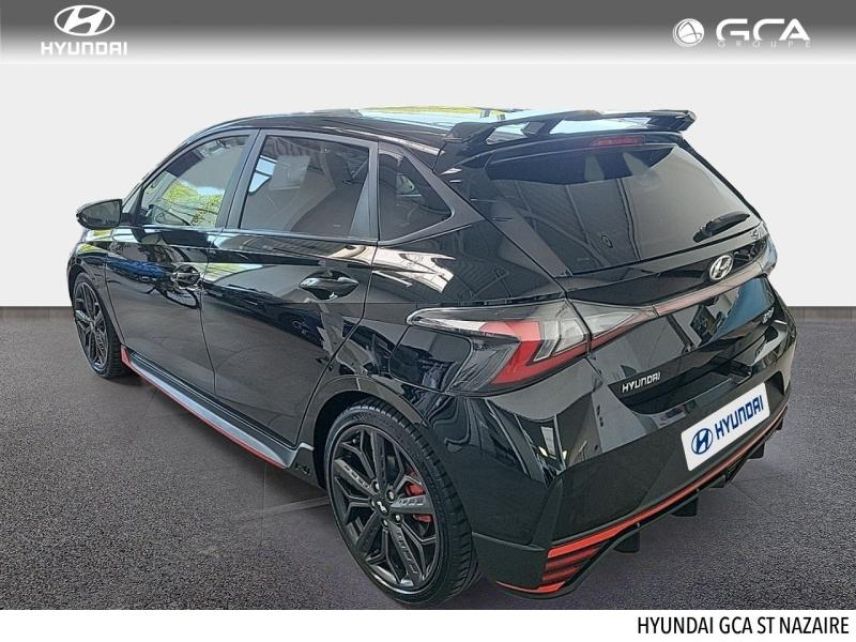 44600 : Hyundai Saint-Nazaire - Pacific Cars - HYUNDAI i20 - i20 - Noir - Traction - Essence