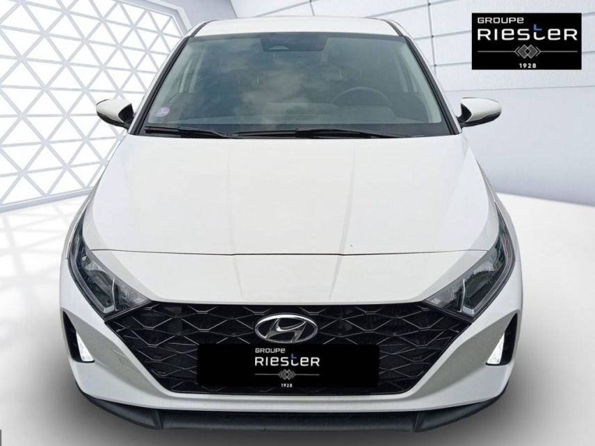 77600 : Hyundai Bussy-Saint-Georges - Protea by Riester - HYUNDAI i20 Intuitive - i20 III - BLANC - Automate sequentiel - Essence sans plomb