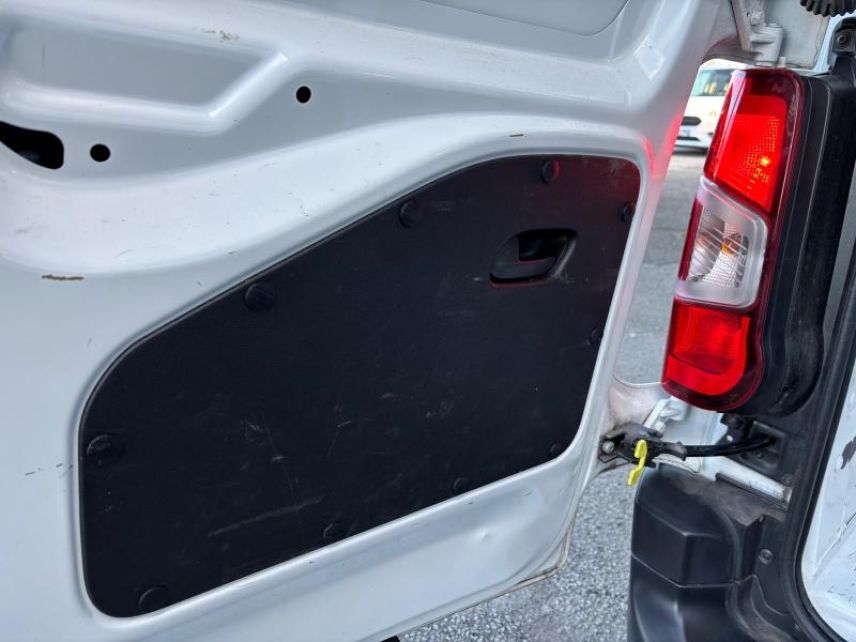 78310 : Hyundai Coignières - Socohy | Groupe Rabot - PEUGEOT Partner - Partner - Blanc Icy - Traction - Diesel