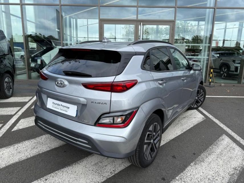 37540 : Hyundai Tours - EOS des Nations - HYUNDAI Kona - Kona - Shimmering Silver Métal - Traction - Electrique