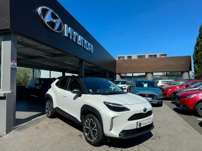 64100 : Hyundai Bayonne - Oceanic Auto - TOYOTA Yaris Cross - Yaris Cross - Blanc Nacré/Toit Noir - Traction - Hybride : Essence/Electrique