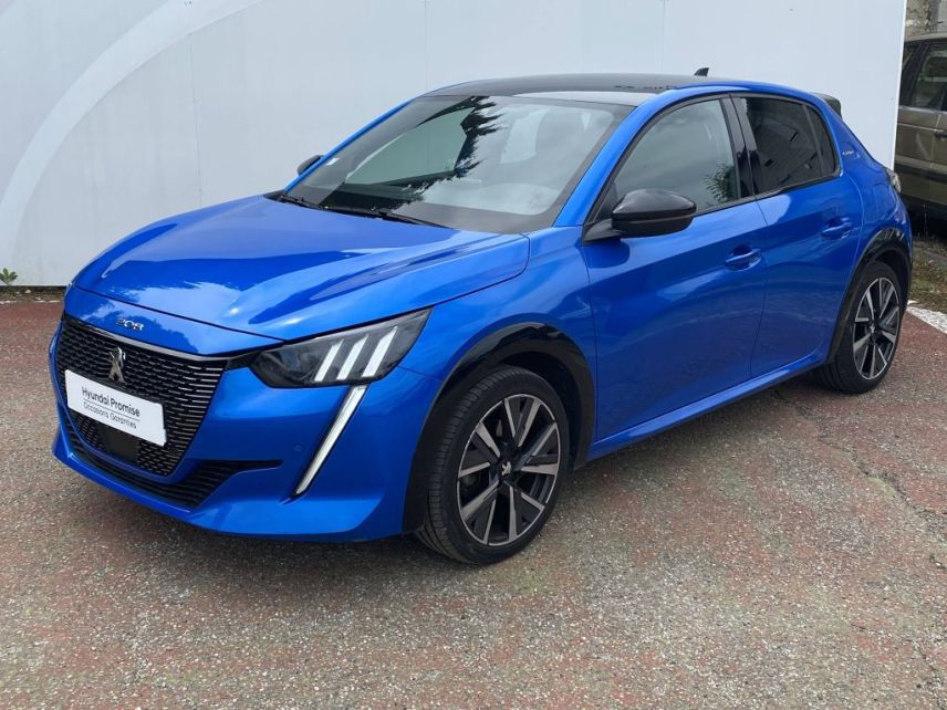 33110 : Hyundai Bordeaux Nord Le Bouscat - Sipa Automobiles - PEUGEOT 208 GT Line - 208 II - Bleu - Boîte automatique - Essence sans plomb