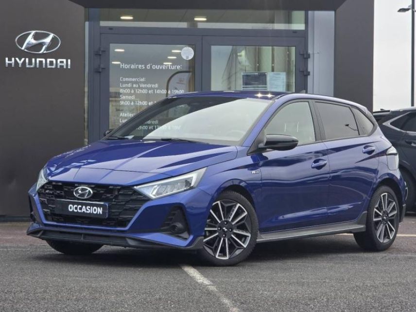 57200 : Hyundai Sarreguemines - Theobald Automobiles - HYUNDAI i20 - i20 - Intense Blue Métal/Toit/rétro Black - Traction - Essence/Micro-Hybride